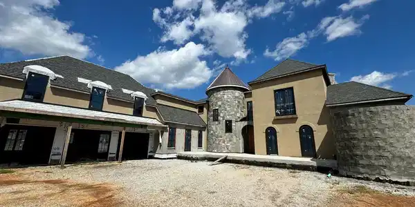 115 Horizon Court