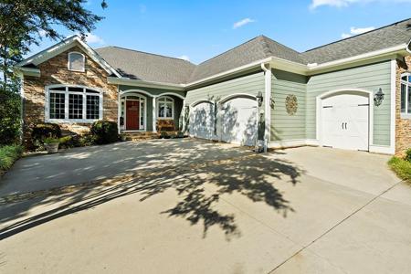 628 Grand Harbor Blvd