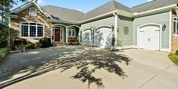 628 Grand Harbor Blvd