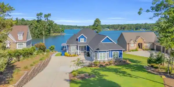 358 Abercrombie Pt