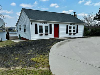 1109 Calhoun Rd