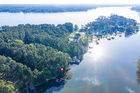 332 Mainsail Dr