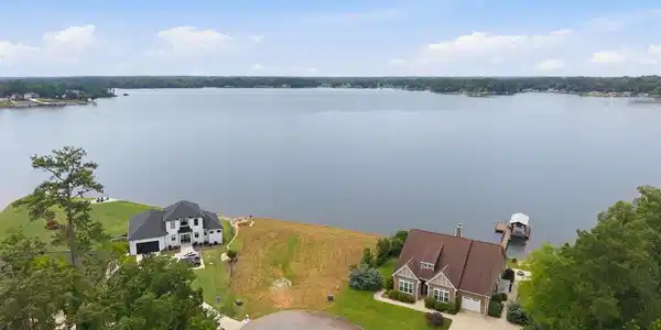 2279 Summerset Bay Drive