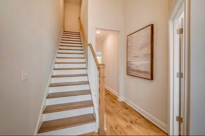Image 2: Foyer with Master suite on the right