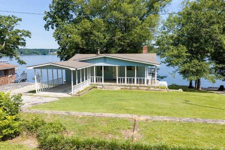 112 Bluff Road