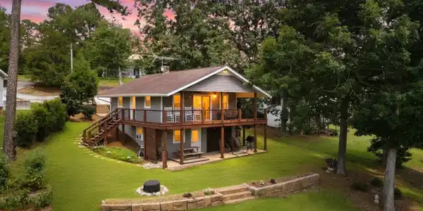 351 BLACKSGATE CIRCLE