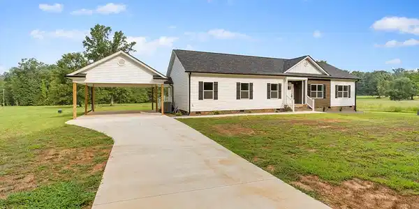929 Scurry Church Rd