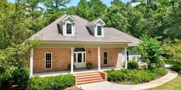 205 Compass Point