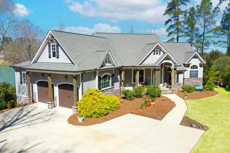 303 Commonwealth Dr.