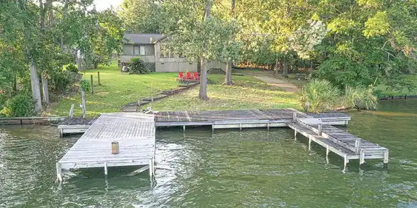 334 Pelican Harbor Dr