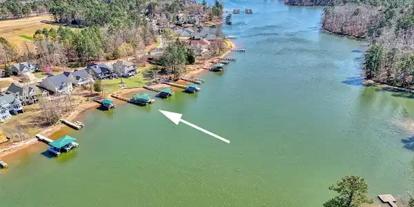 Image 4: WIDE SERENE COVE, PHOTOS TAKEN IN MARCH DURING LAKE REFILL.