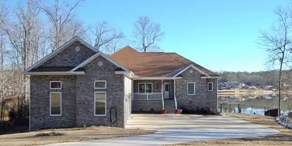 860 Eagles Harbor
