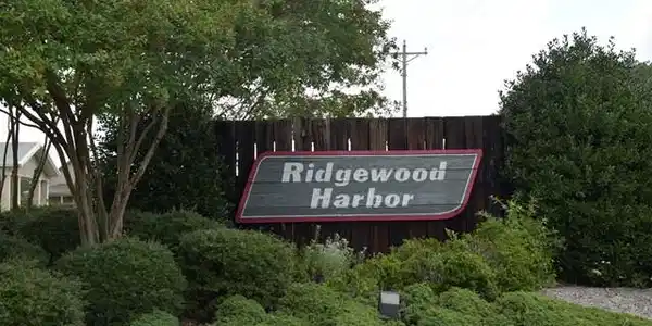 285 Ridgewood Harbor Road