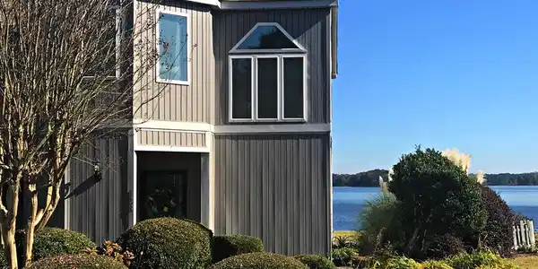 128 Lake Ridge Dr.