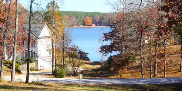 202 Watersedge Rd