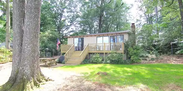 422 Herndon