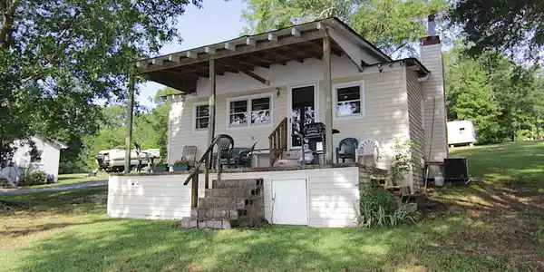 485 Pilgrim Circle