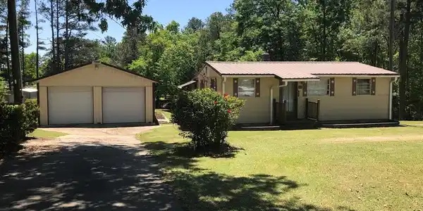 214 Beach Dr.