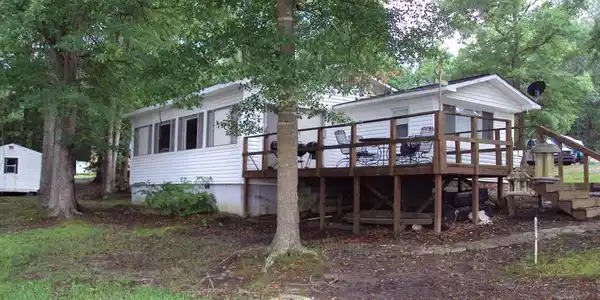 110 Dunn Ln