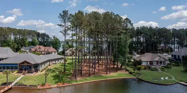 324 Nautical Way