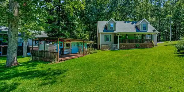 308 Lake Forest