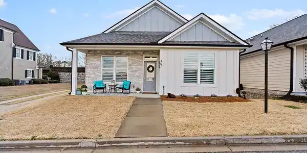 301 Indigo Way