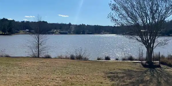 912 Eagles Harbor