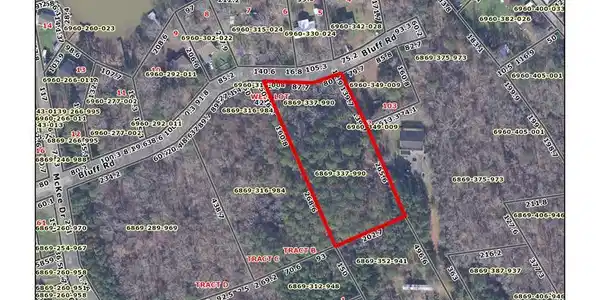 107 Bluff Rd