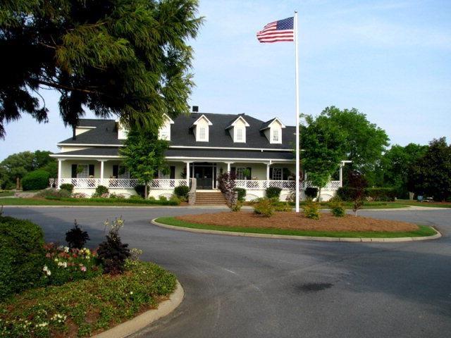 Image 4: Olde Eight Club House