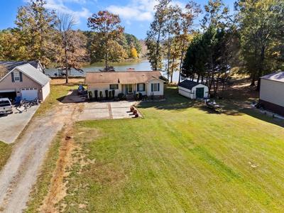 223 Cove Road
