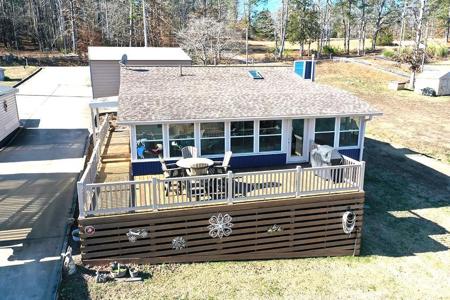 337 Pineland Shores Circle