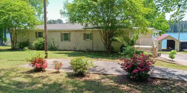 369 Pittmans Landing Drive