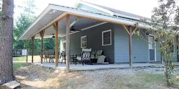 422 Pinelake Drive