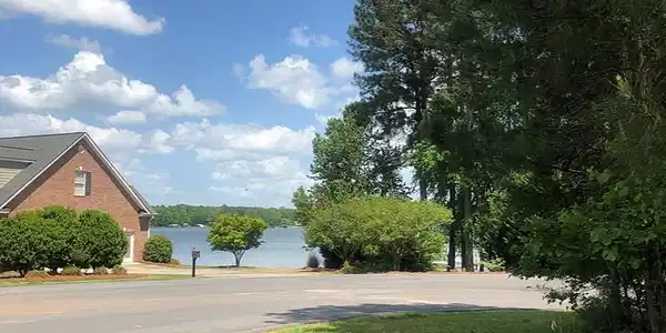 401 Nautical Way