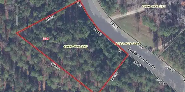 521 Eagles Harbor Dr