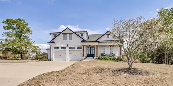 108 Spyglass Dr.