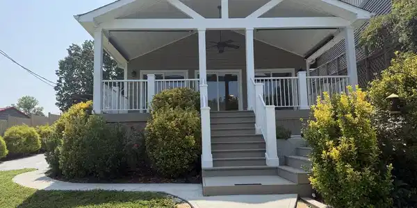 798 Isle Of Pines Circle