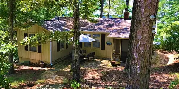 2327 Dillard Road