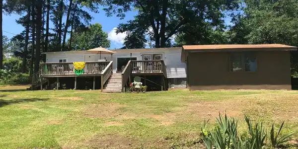 701 Bob White Dr