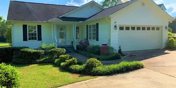 1007 Ridgewood Drive
