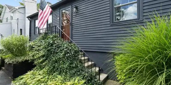 8 Glenwood Rd