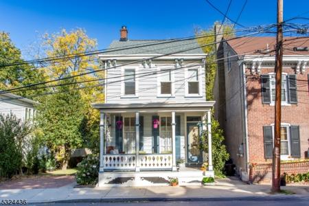 34 Swan St