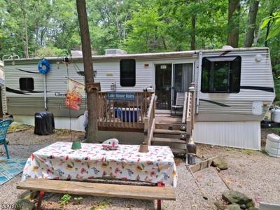 1 Pine Park
