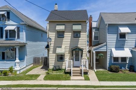 21 Henderson St