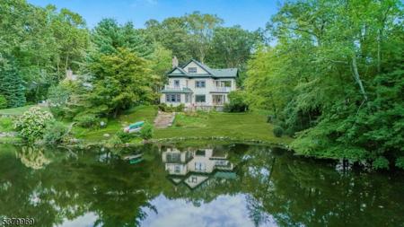 12 Overlook Rd
