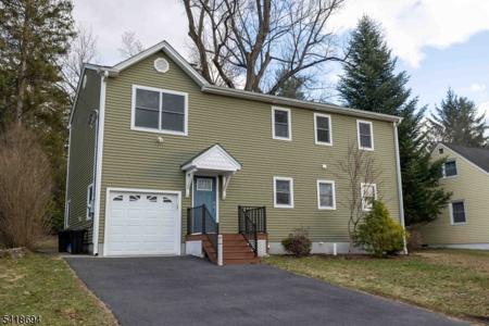 31 Lakeview Rd