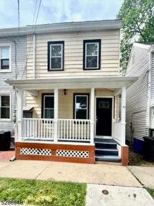 13 West St