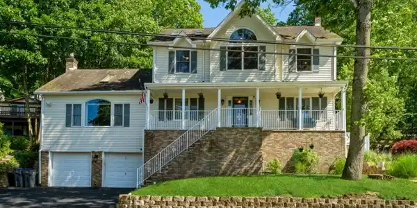 26 Hillard Rd