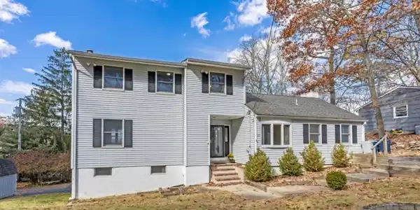 23 Bonaparte Point Rd