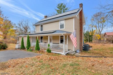 697 Riegelsville Rd